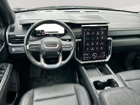 Used 2025 GMC Acadia Elevation w/ Elevation Premium Package AWD/4WD image 20
