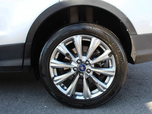 Used 2017 Ford Escape Titanium FWD image 10