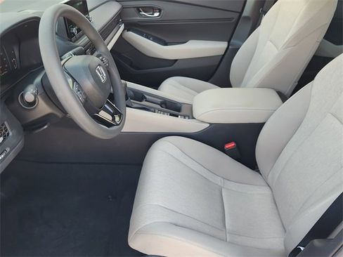 Certified 2025 Honda Accord SE image 11