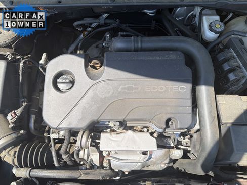 Used 2017 Chevrolet Malibu LT w/ Leather Package FWD image 36