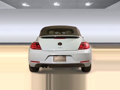 Used 2016 Volkswagen Beetle 1.8T SE image 9