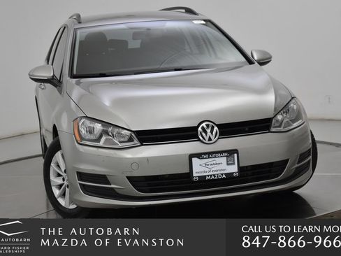Used 2016 Volkswagen Golf S FWD image 4
