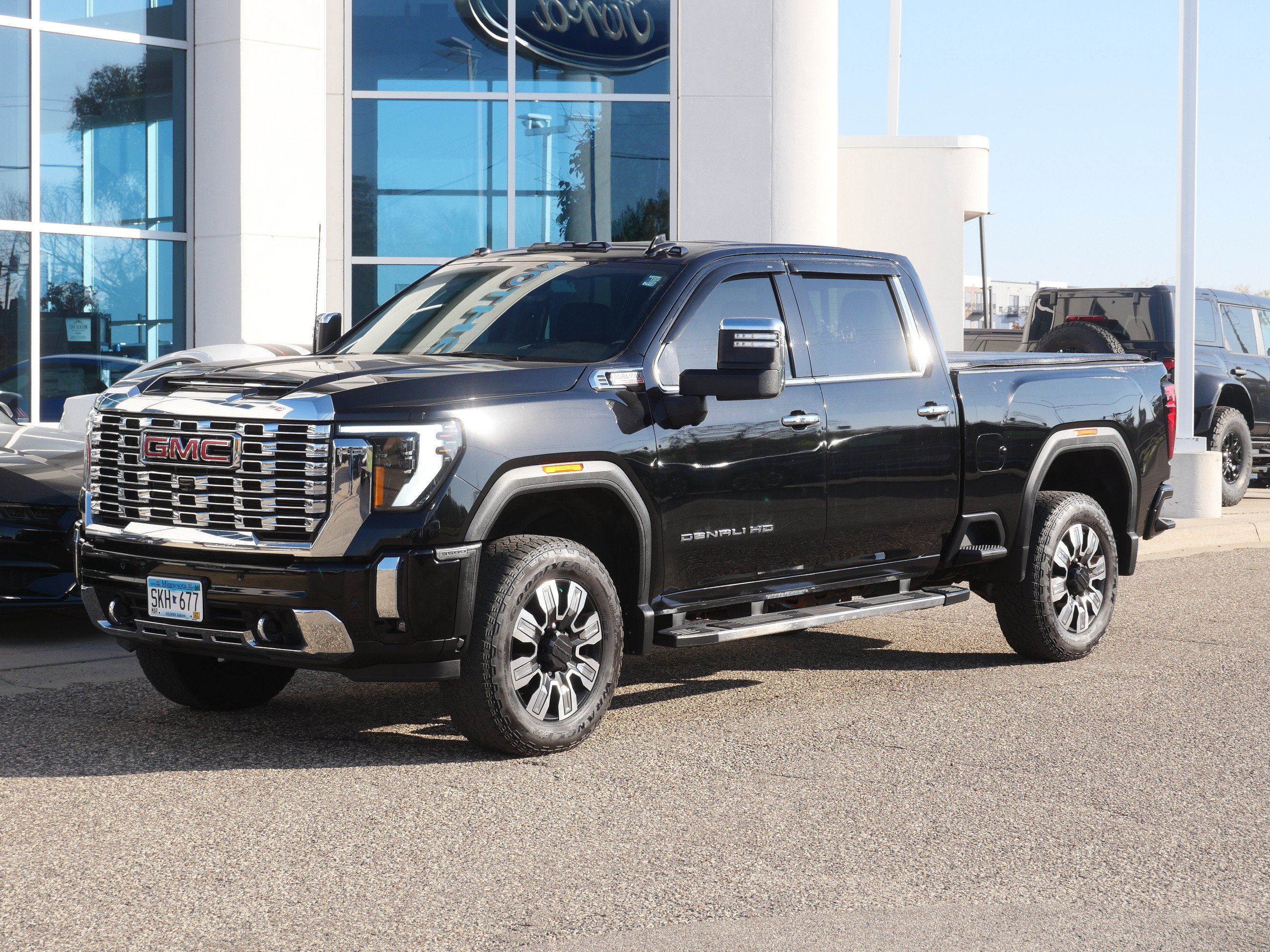 Used 2024 GMC Sierra 3500 Denali w/ Denali Reserve Package AWD/4WD image 25