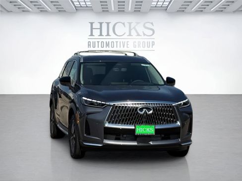 New 2026 INFINITI QX60 Luxe image 3