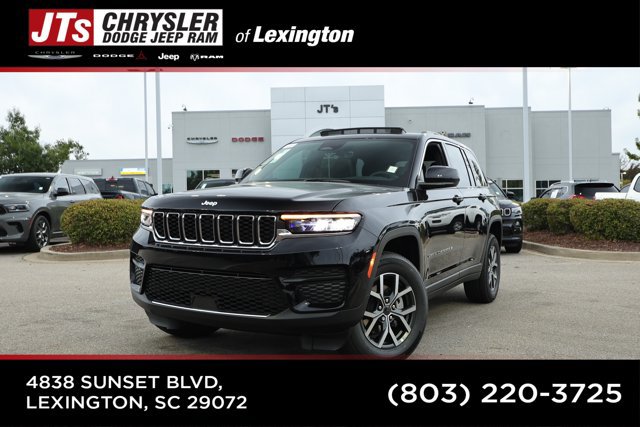 New 2027 Jeep Grand Cherokee Laredo X RWD image 1