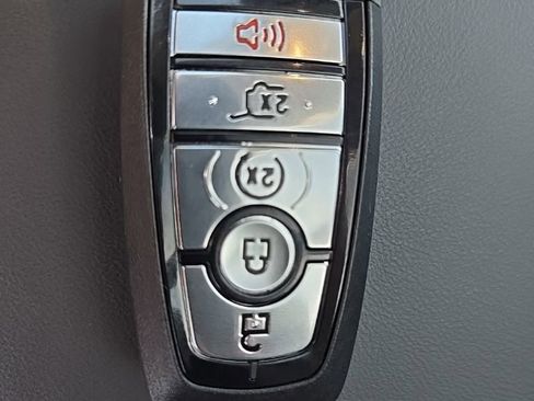 New 2025 Ford Explorer Active w/ Active Comfort Package image 47