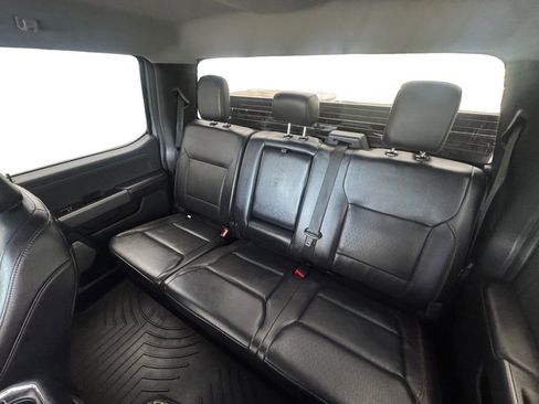 Used 2025 Ford F250 Lariat w/ FX4 Off-Road Package image 14