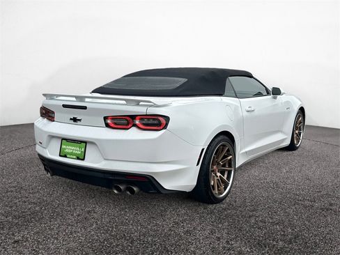 Used 2022 Chevrolet Camaro LT w/ RS Package image 5