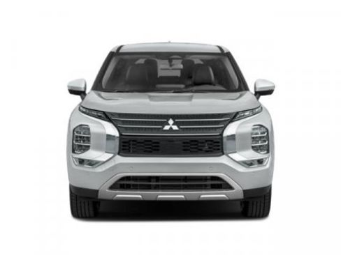 Used 2024 Mitsubishi Outlander SE image 4