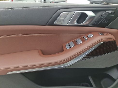 Used 2026 BMW X7 xDrive40i image 13