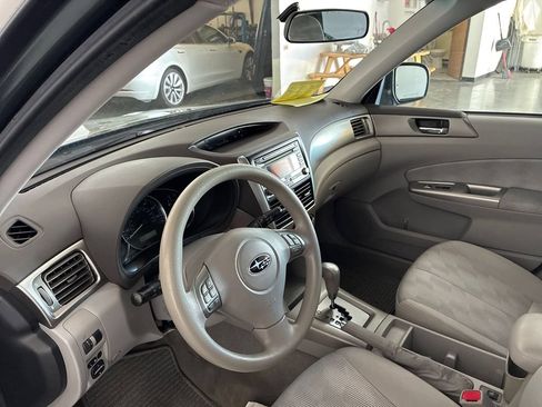 Used 2010 Subaru Forester 2.5X Premium AWD/4WD image 8
