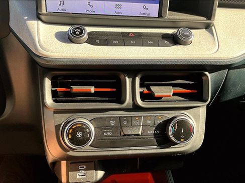 Certified 2024 Ford Maverick XLT w/ Equipment Group 300A Standard AWD/4WD image 31