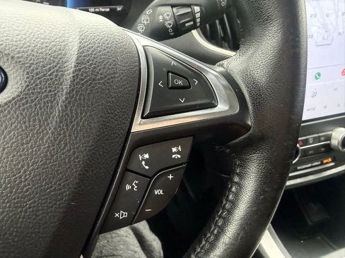 Used 2022 Ford Edge SEL AWD/4WD image 17