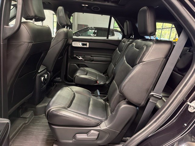 Used 2022 Ford Explorer ST w/ ST Street Pack AWD/4WD image 18