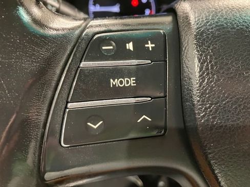 Used 2011 Lexus RX 350 AWD w/ Premium Pkg image 28