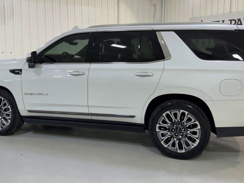 Used 2024 GMC Yukon Denali Ultimate image 7