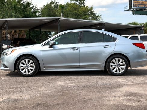 Used 2017 Subaru Legacy 2.5i Premium image 3