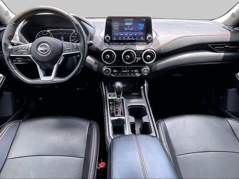 Used 2025 Nissan Sentra SR w/ SR Premium Package FWD image 16