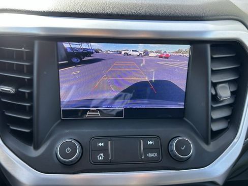 Used 2023 GMC Acadia SLE w/ Driver Convenience Package image 25