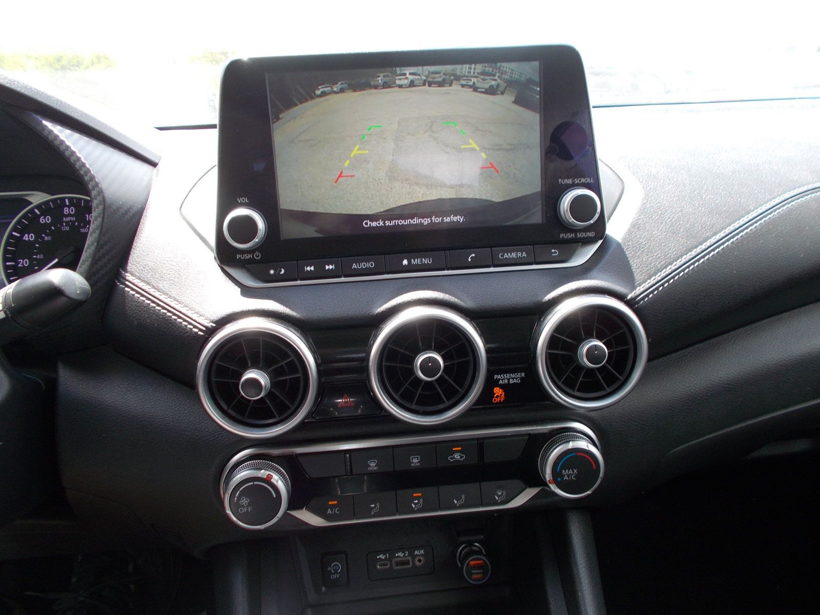 Used 2024 Nissan Sentra SV FWD image 16