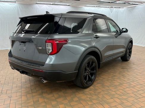 Certified 2024 Ford Explorer ST-Line w/ Class IV Trailer Tow Package image 7