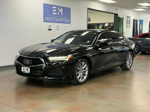 Used 2023 Acura TLX FWD image 11
