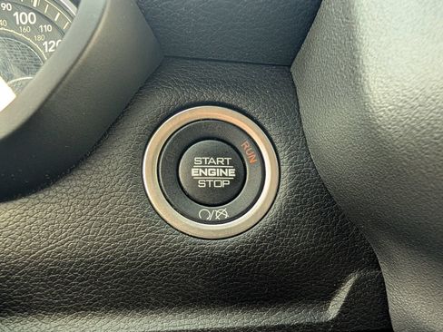 Used 2024 RAM 2500 Big Horn AWD/4WD image 16