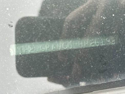 Used 2017 Subaru Crosstrek 2.0i Limited image 3