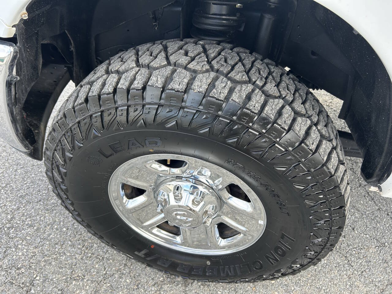 Used 2018 RAM 3500 Tradesman w/ Chrome Appearance Group AWD/4WD image 11