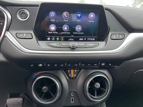 Used 2020 Chevrolet Blazer LT image 18