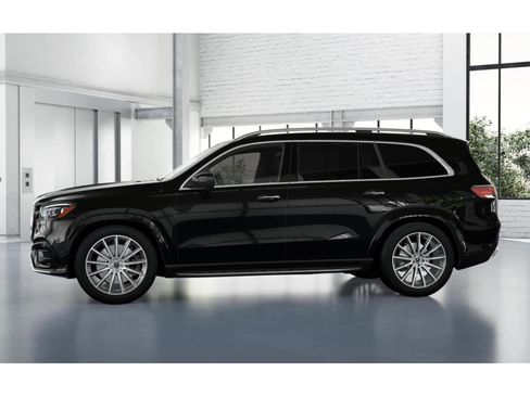New 2026 Mercedes-Benz GLS 580 4MATIC image 34