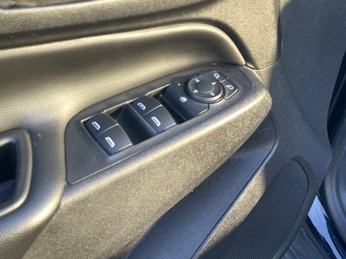Used 2020 Chevrolet Equinox LT AWD/4WD image 12