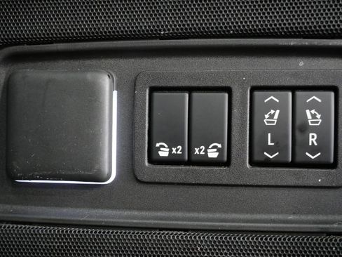 Used 2023 Cadillac Escalade Sport image 34