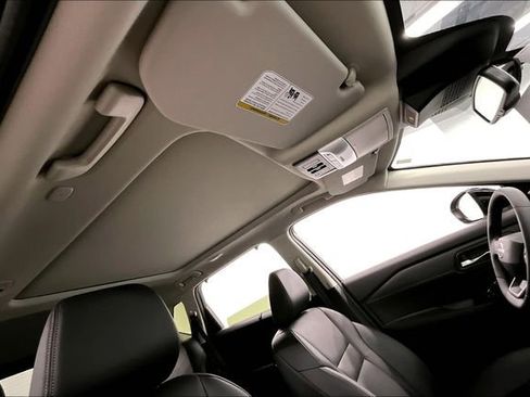 New 2025 Nissan Rogue SL w/ Tech Package AWD/4WD image 34