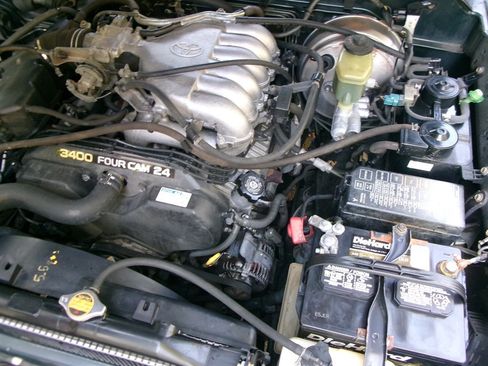 Used 2000 Toyota 4Runner SR5 image 62