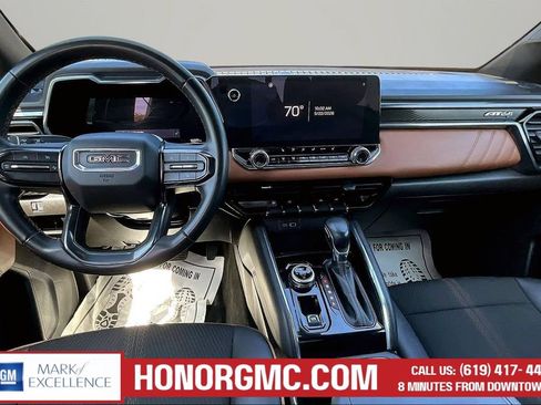 Used 2024 GMC Canyon AT4 AWD/4WD image 8