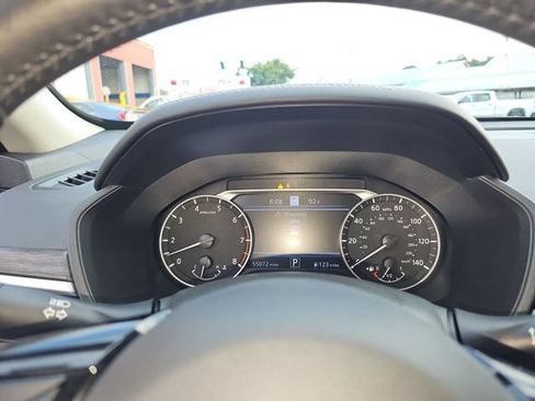 Used 2024 Nissan Altima 2.5 SL AWD/4WD image 13