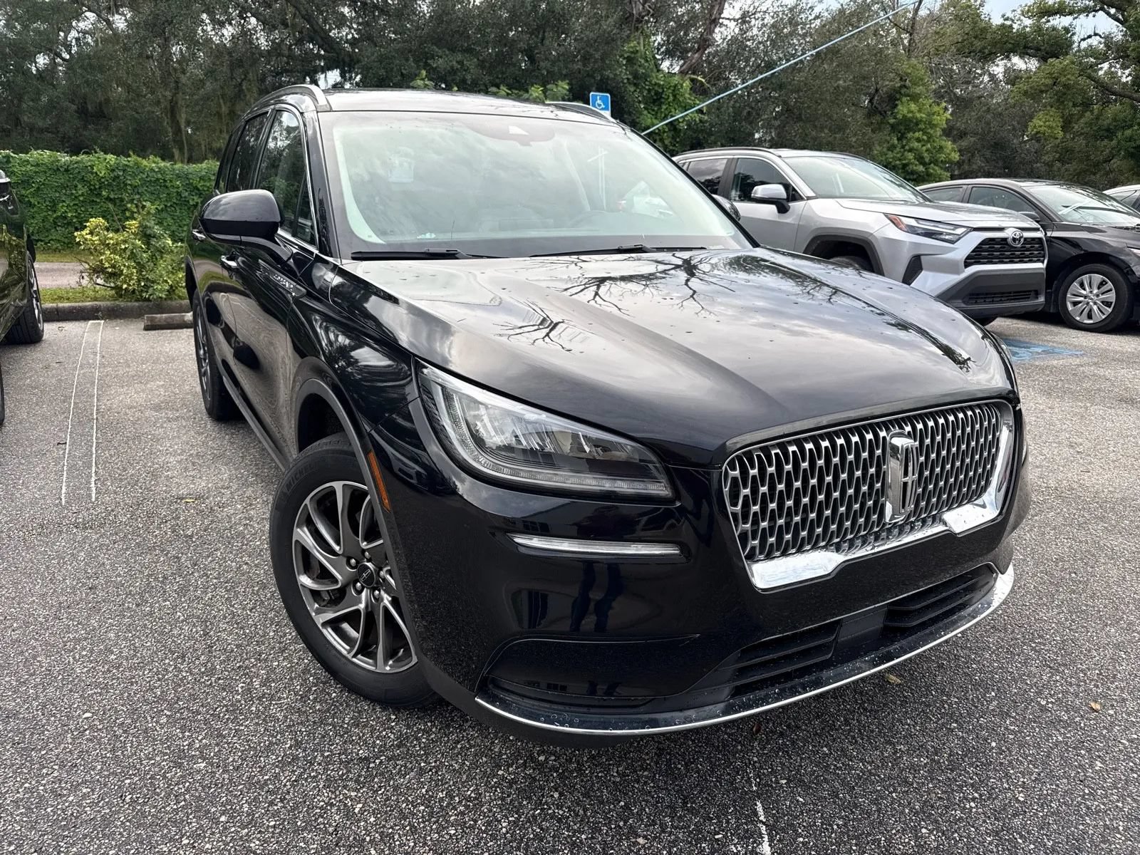 Used 2022 Lincoln Corsair FWD w/ Equipment Group 101A image 4