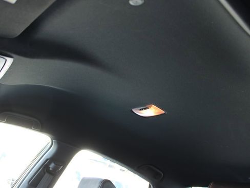 Used 2019 Honda Accord Sport image 19