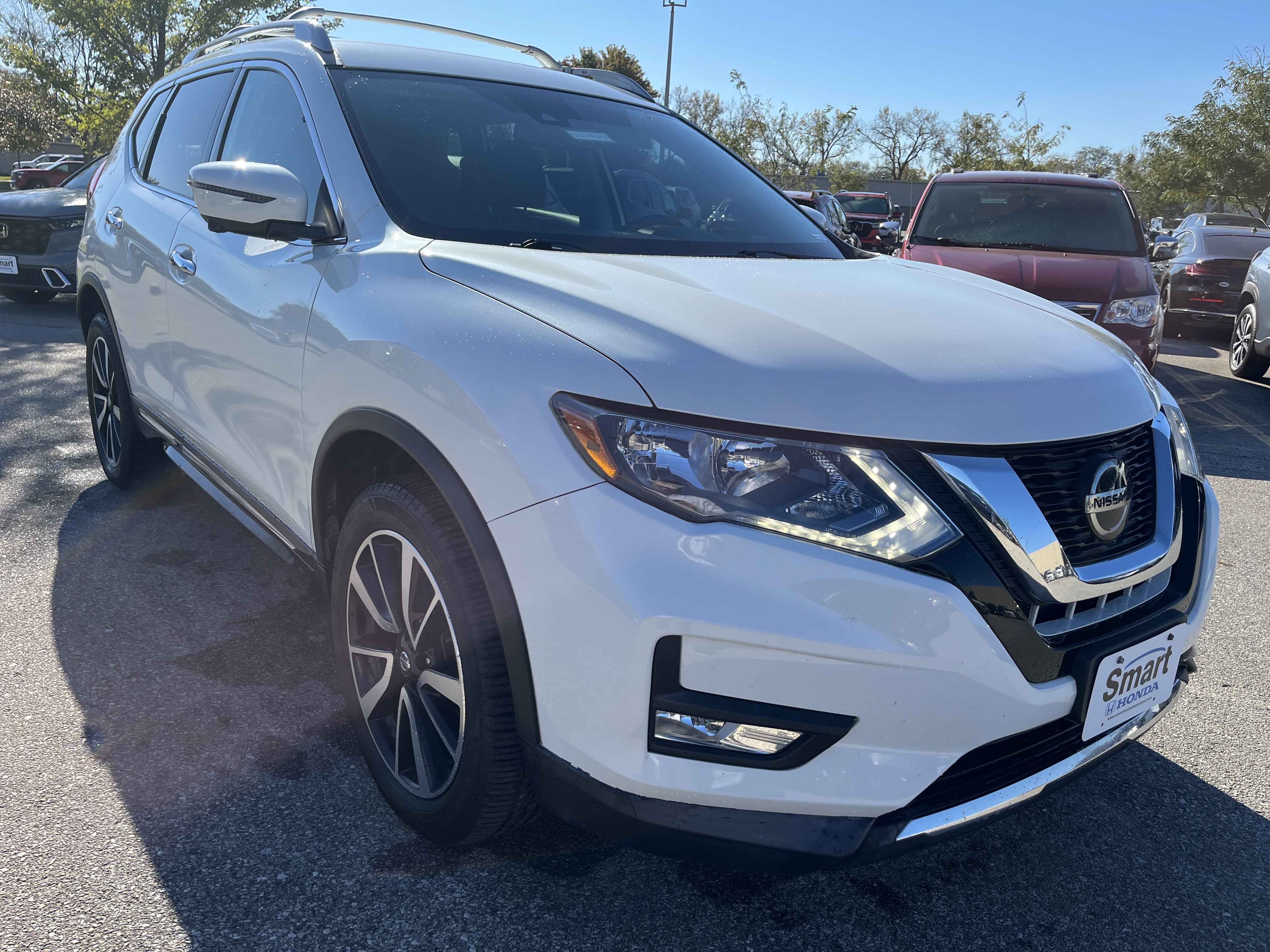 Used 2019 Nissan Rogue SL AWD/4WD image 3