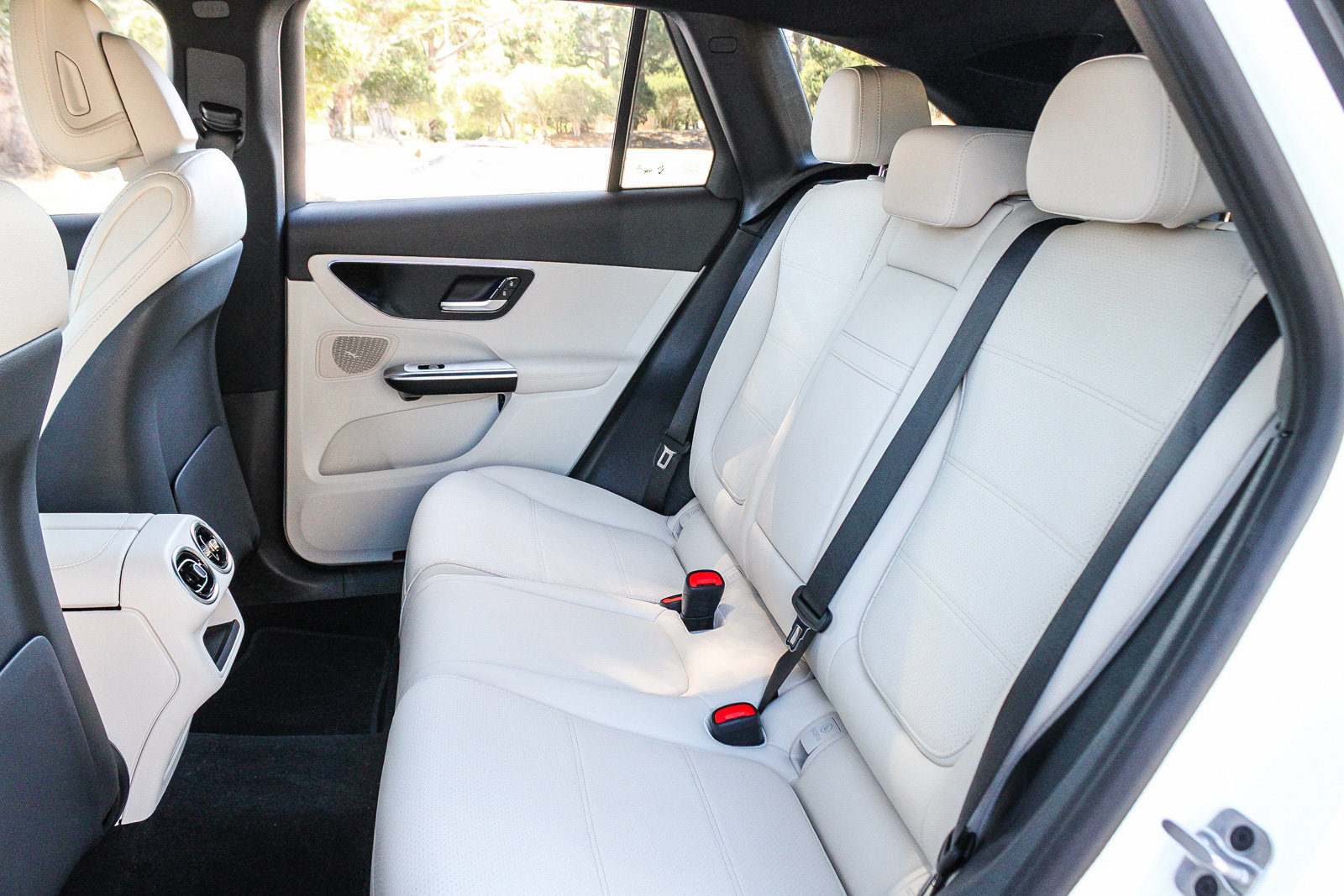 Certified 2026 Mercedes-Benz GLC 300 4MATIC image 19