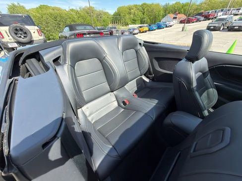Used 2025 Ford Mustang Premium RWD image 11