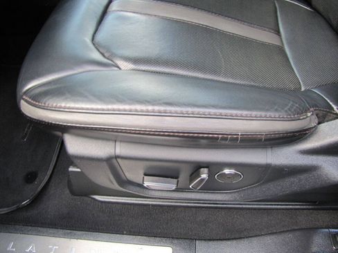 Used 2021 Ford F350 Platinum AWD/4WD image 14
