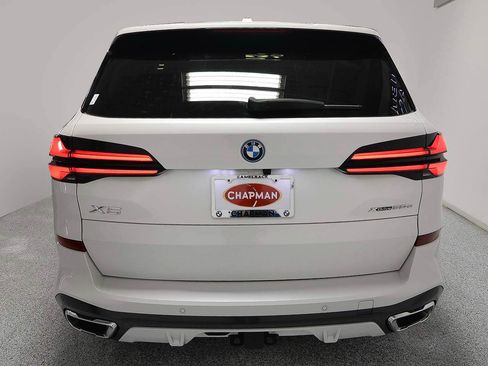 Used 2024 BMW X5 xDrive50e w/ Executive Package AWD/4WD image 4
