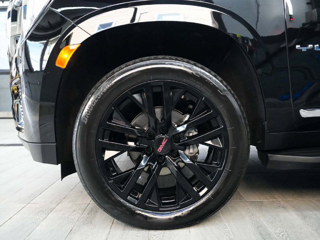 Used 2016 GMC Yukon Denali w/ Open Road Package AWD/4WD image 9