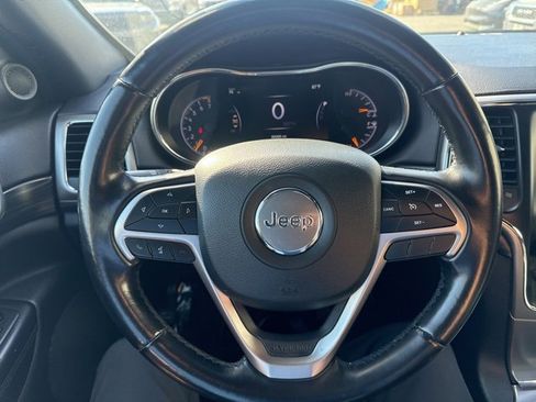 Certified 2020 Jeep Grand Cherokee Laredo image 13