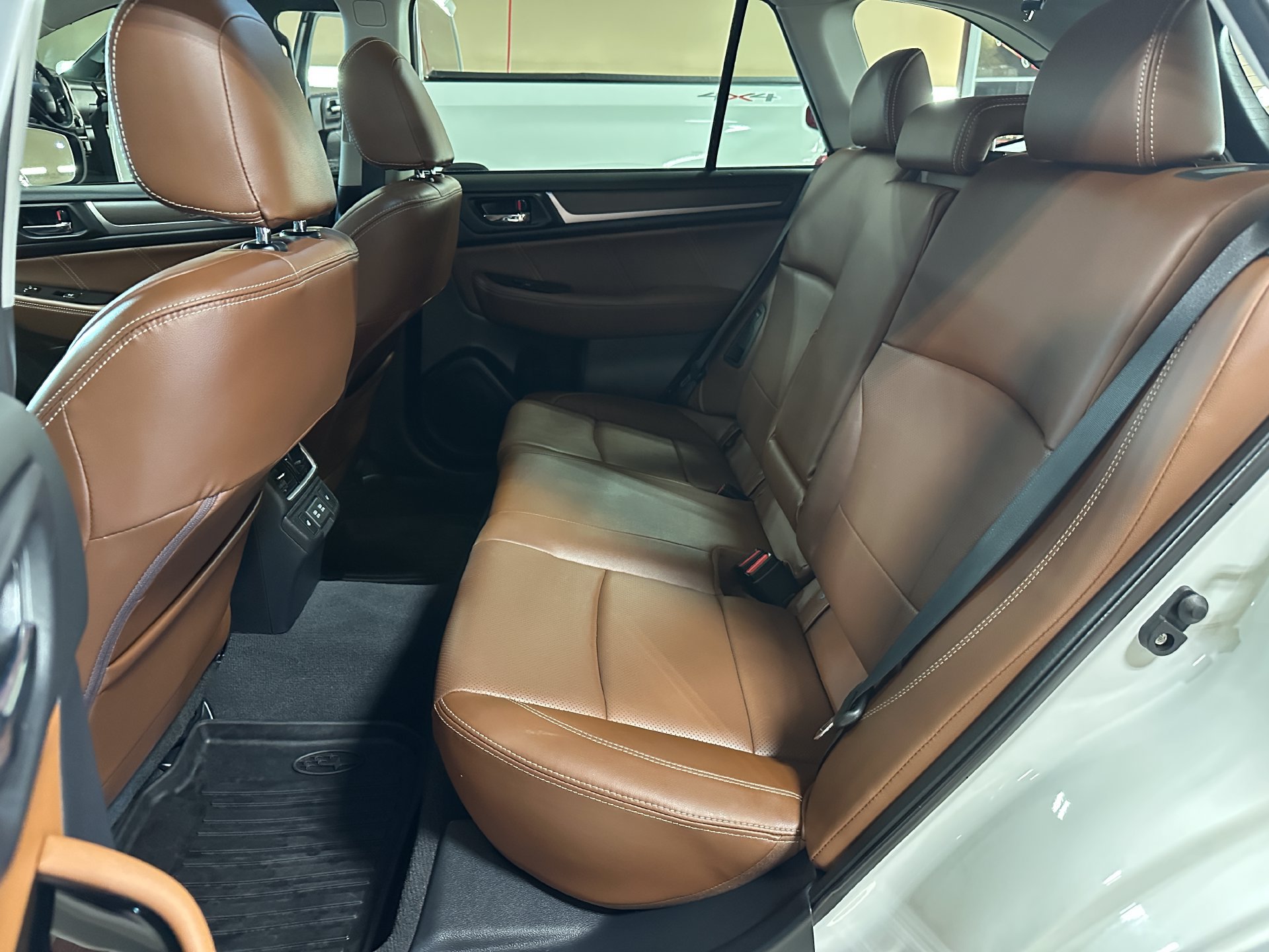 Used 2019 Subaru Outback 2.5i Touring AWD/4WD image 14