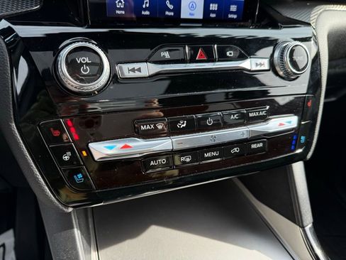 Used 2022 Ford Explorer ST image 21