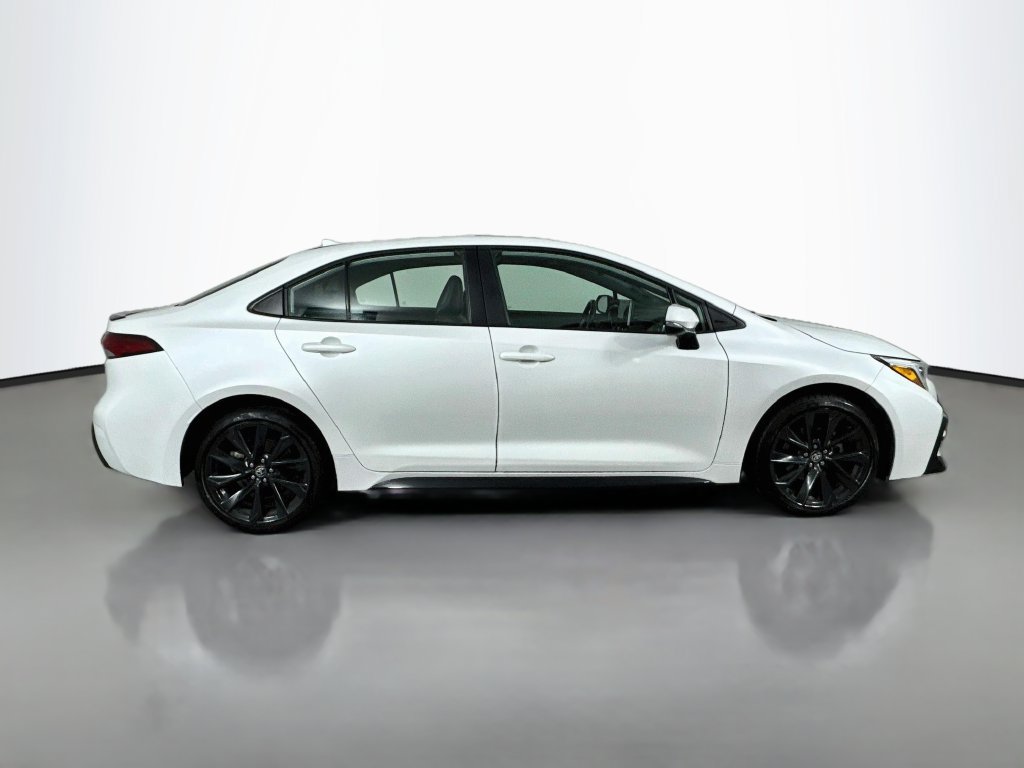 Used 2024 Toyota Corolla XSE FWD image 6
