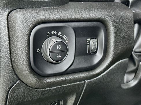 Used 2023 RAM 1500 Big Horn AWD/4WD image 10